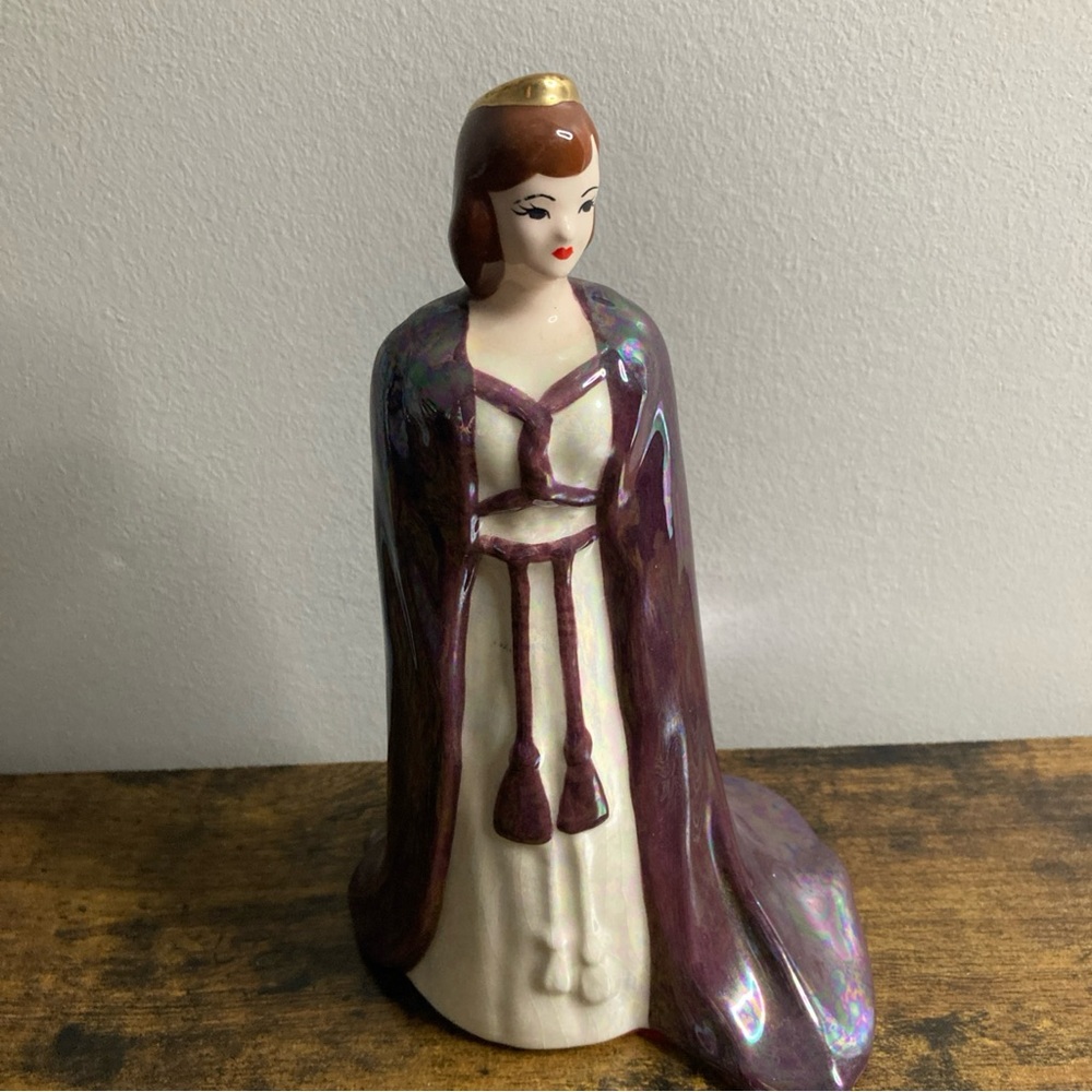 Vintage Masonic Job's Daughters Ceramic Statuette Honored Queen Figurine RARE